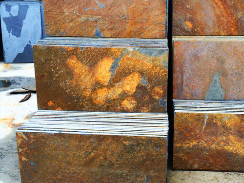 怎样去除石材上面的锈斑呢